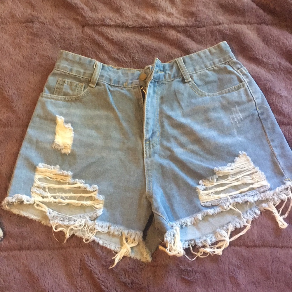 High Wasted Jean Short!!